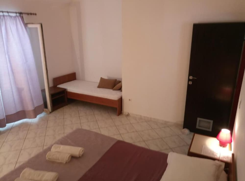 Villa Azure Saplunara