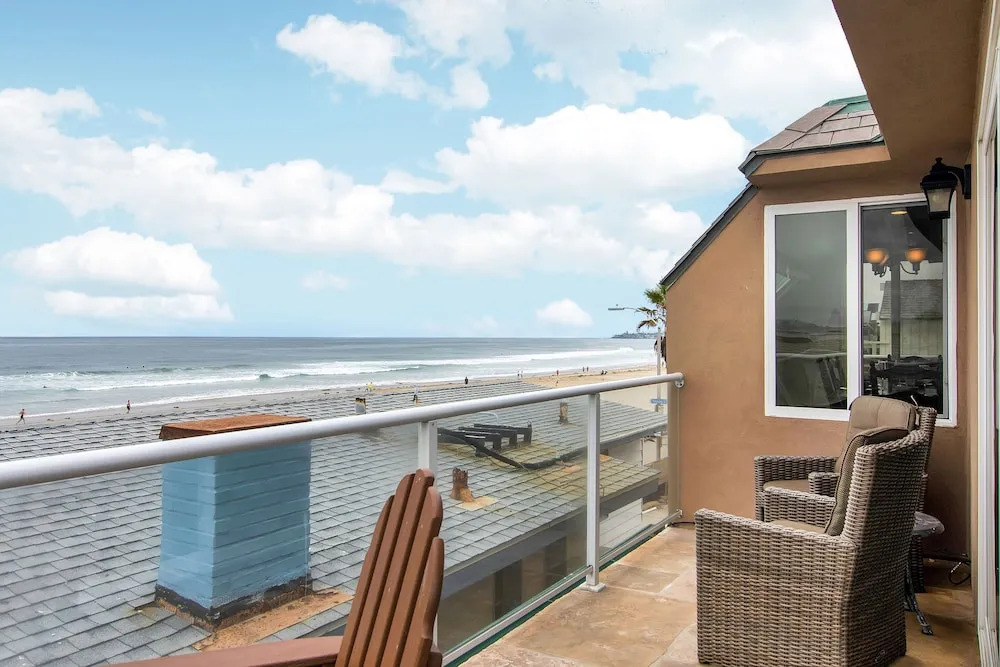 Coastal Retreat - 2 Br Home