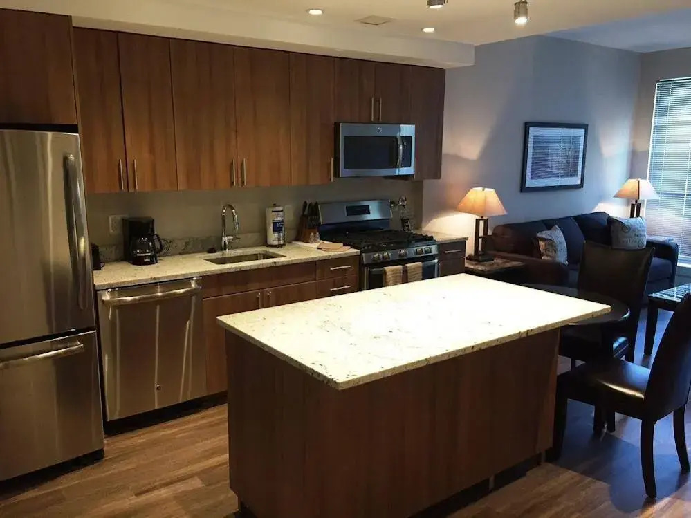 Bluebird Suites at Dupont Circle