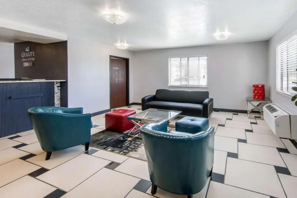 Ramada Albuquerque