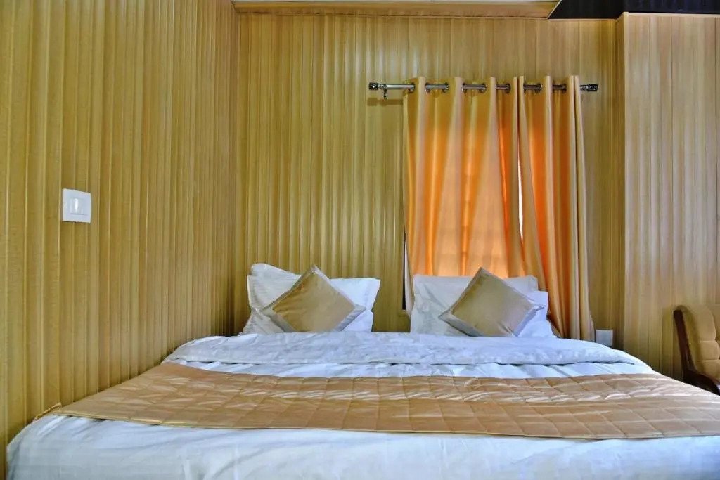 Hotel Akash - Luxury Hotel In McLeodganj