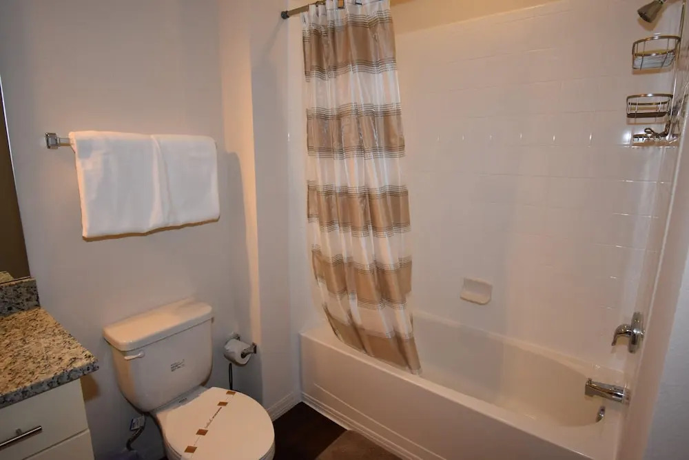 Nov Special W Lucaya 4bed 2 Bath ID: 256175