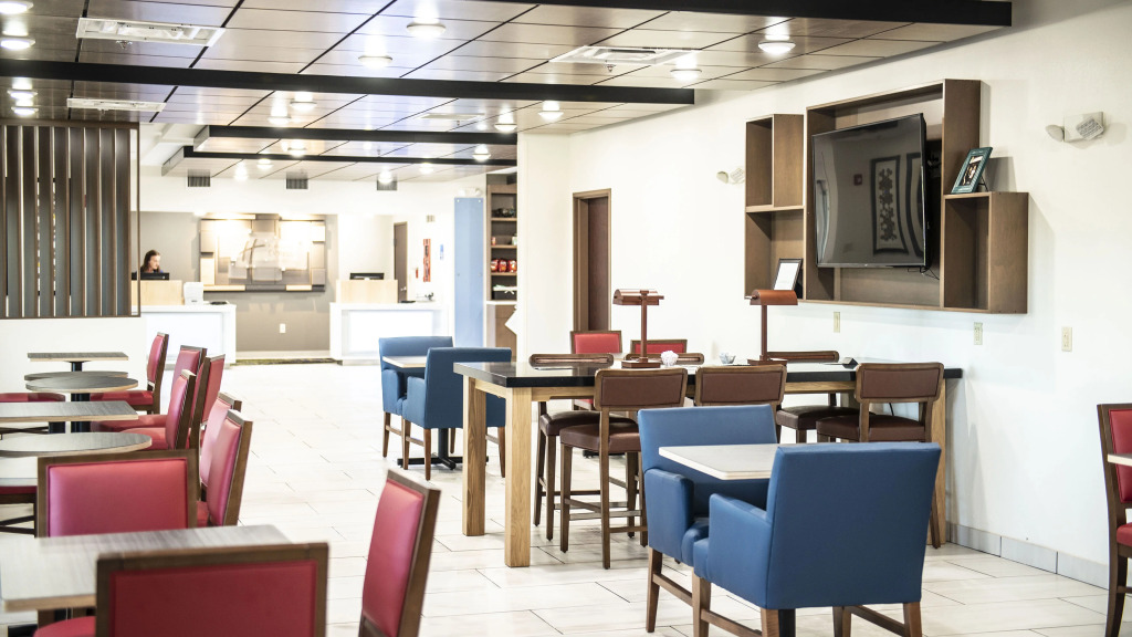 Holiday Inn Express Hotel & Suites Sedalia by IHG