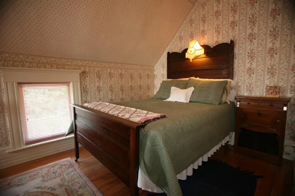 Old Consulate Inn