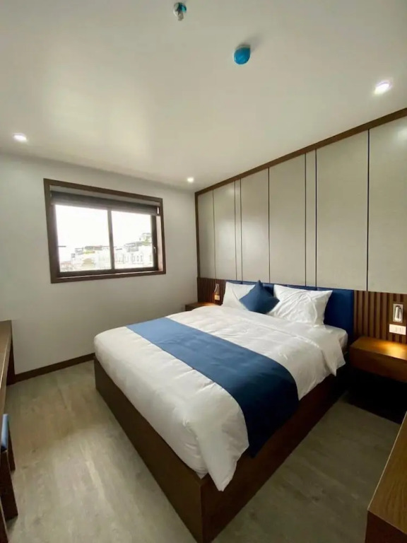 Crystal Holiday Ha Long Hotel
