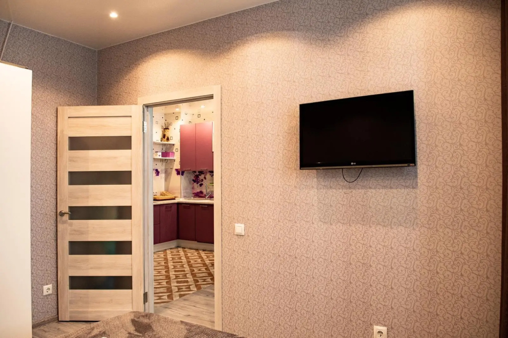 Romlex Apartments (Ромлекс) на улице Чаркова 79 корпус 2