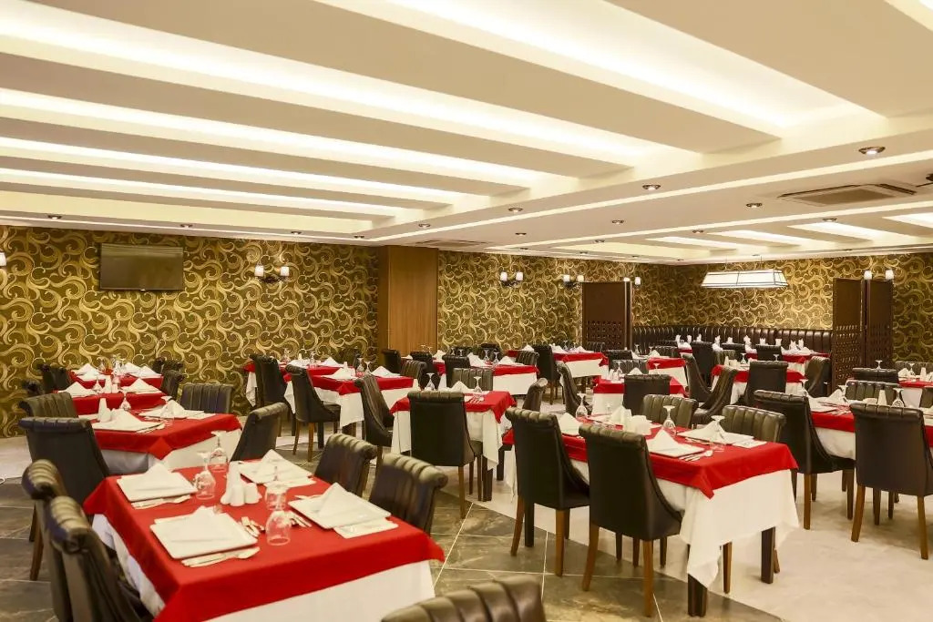 Royal Hotel Inegol