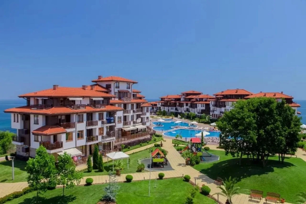 Saint Thomas Holiday Village