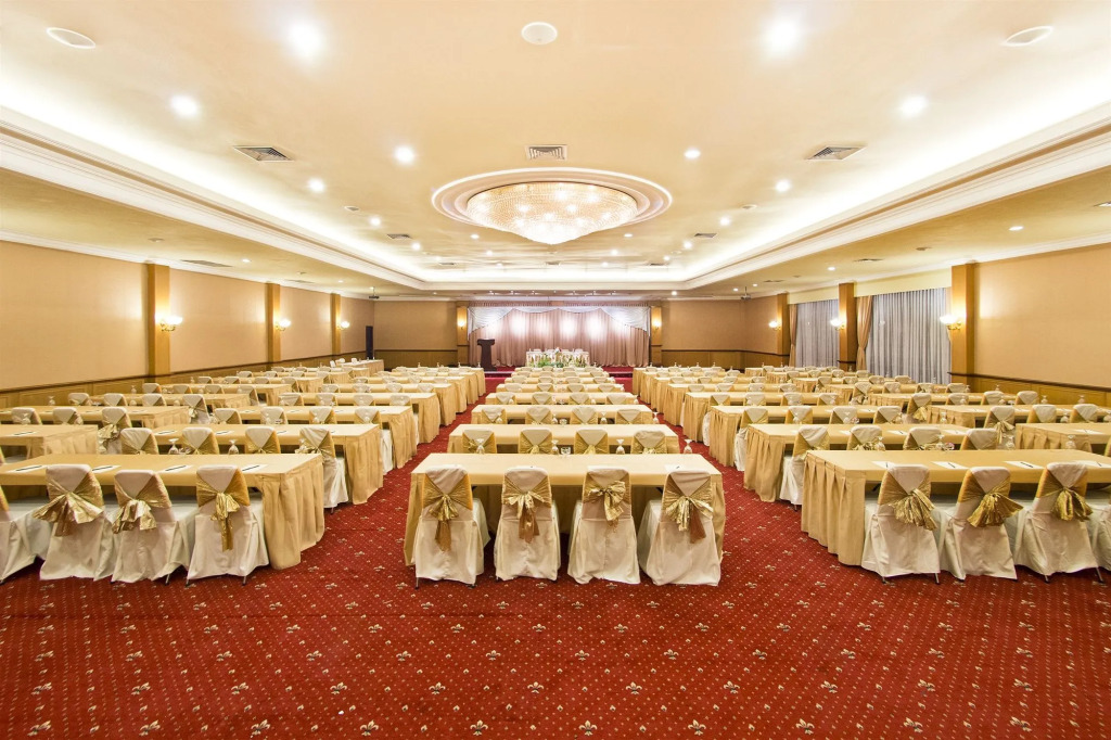 Puri Asri Hotel & Resort