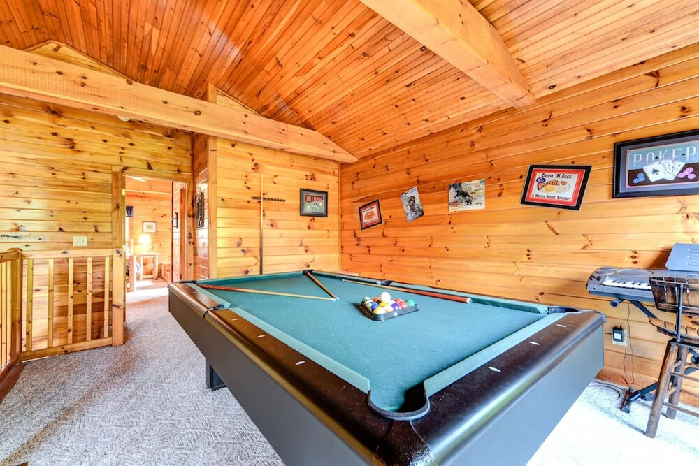 Arrowhead Lodge by Vtrips
