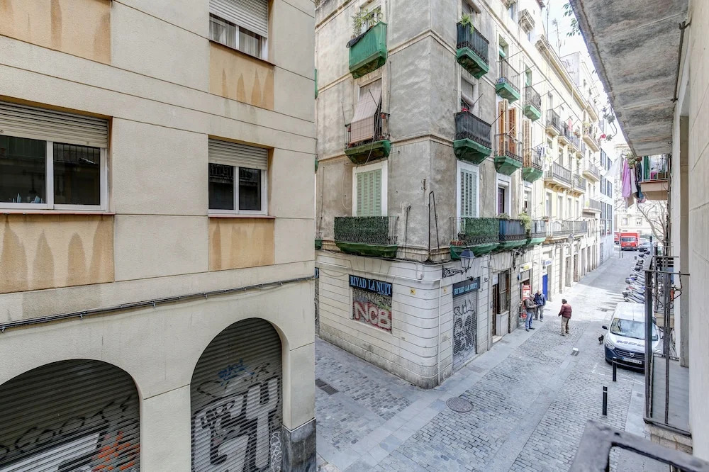 9 pax las Ramblas, Montserrat (Barcelona)