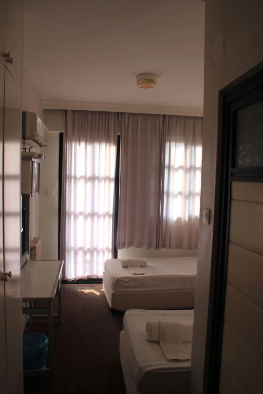 Sun Hotel