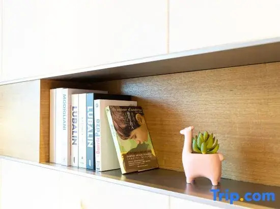 Ningbo Yujian Apartment (International Convention and Exhibition Center)