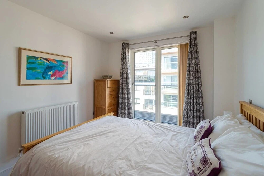 Lovely 1 Bedroom Home With Balcony - 4 Guests!