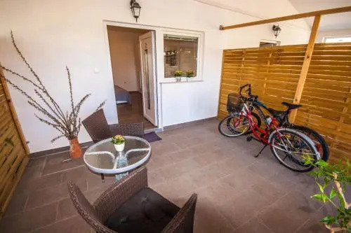 Sara Residence