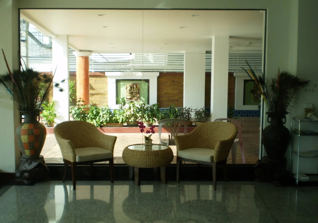 Wangburapa Grand Hotel