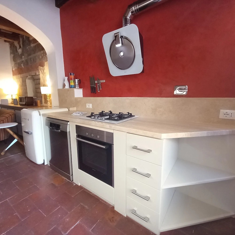Pepi 64 in Firenze With 2 Bedrooms and 1 Bathrooms