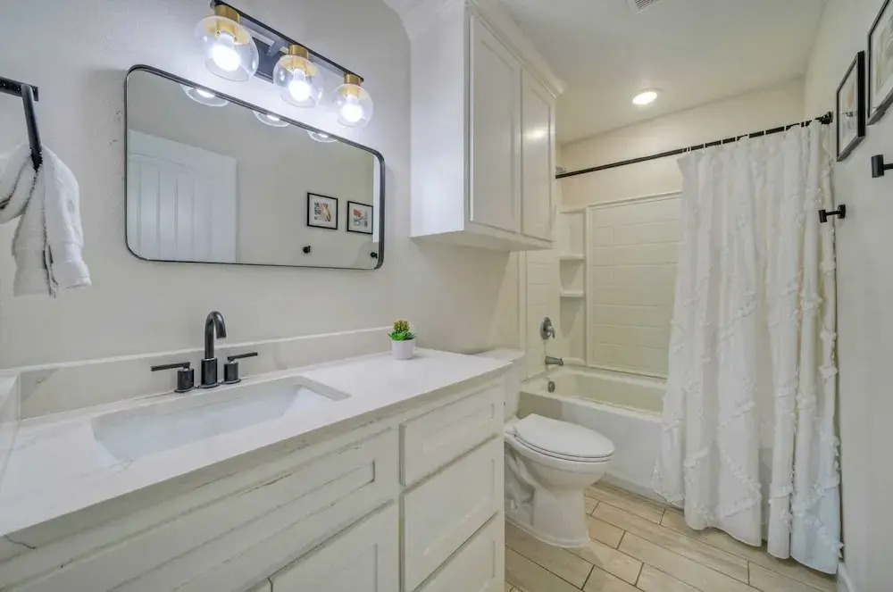 Sleeps 20! 2 Homes Near the Beach, Private Pools, Gameroom, Large Family Retreat