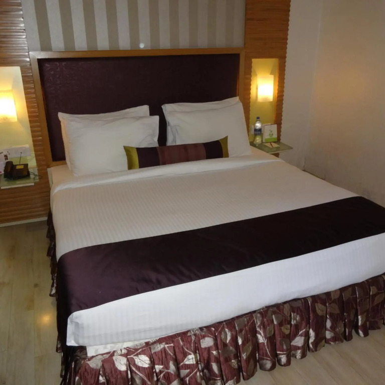The Purple Leaf Hotels