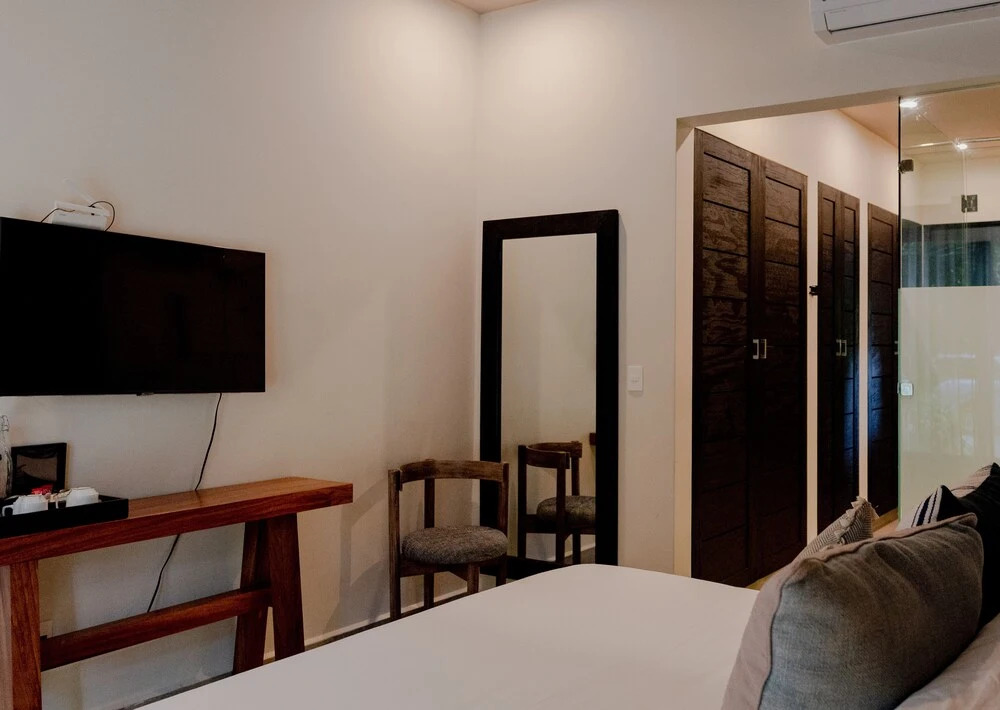 2 Bedroom Luxury Suite 110