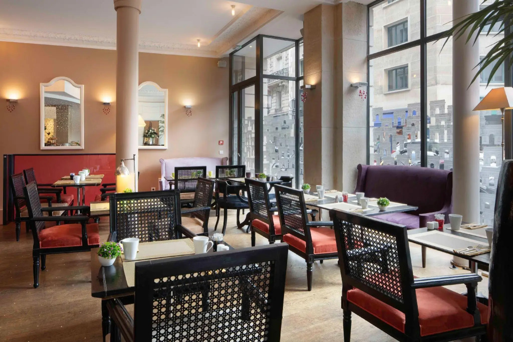 Le 123 Elysees - Astotel