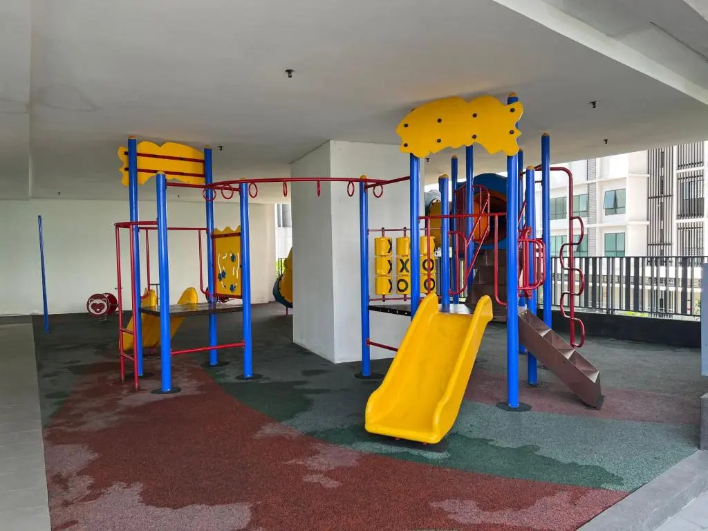 DGunduls Homestay Family Suite 2R 2B by DGH I-CITY