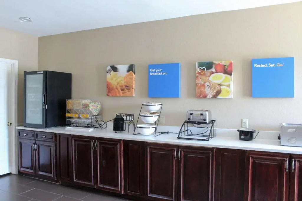 Holiday Inn Express Fultondale