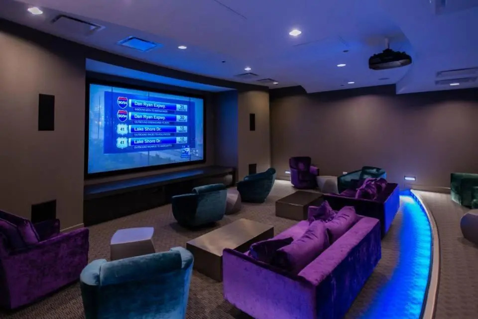 Corporate Suites Network 73 East Lake