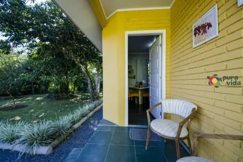 Pura Vida Residence