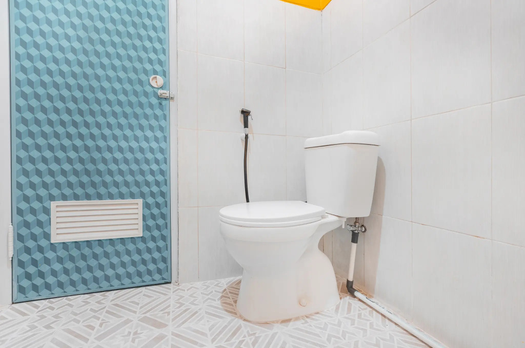Mahkota Sivali near Soekarno Hatta Airport Mitra RedDoorz
