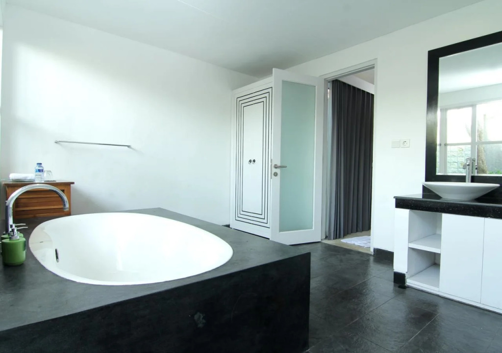 The Radian Villa