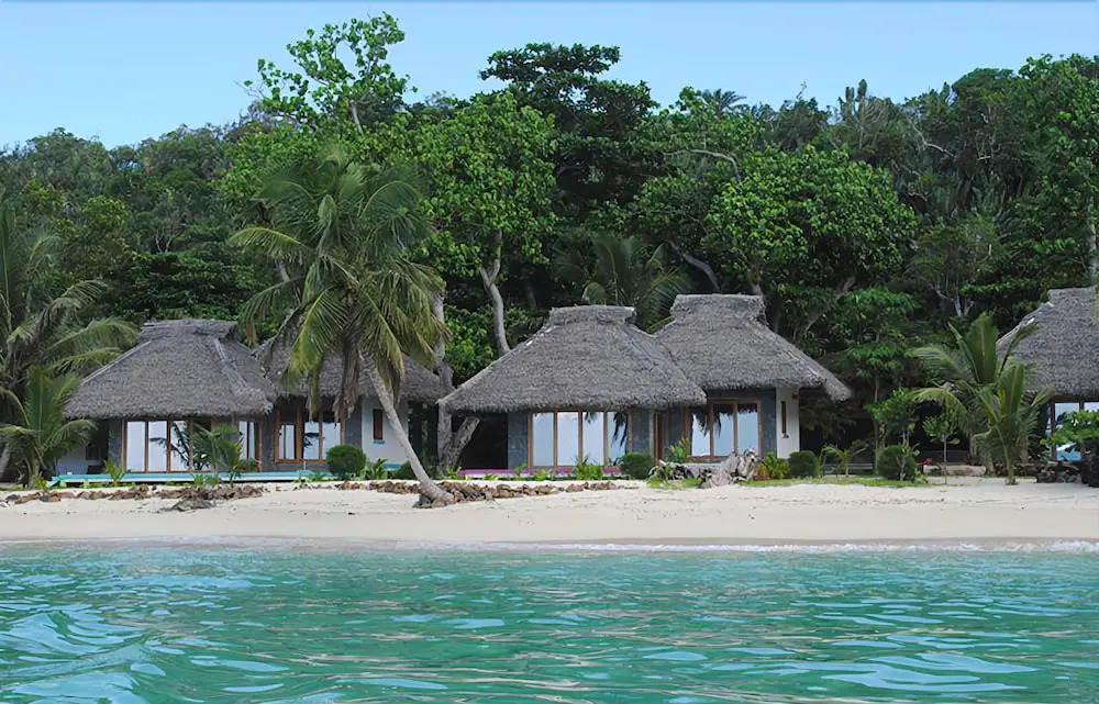Adonys Eden Lodge