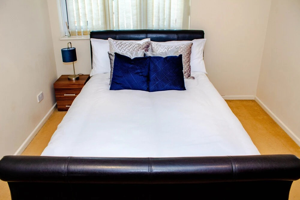 Reine Suites - Central Milton Keynes