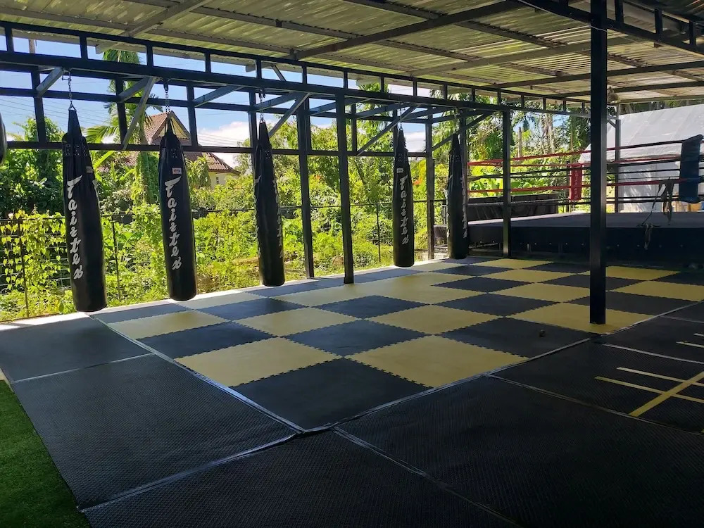 Mai Khao Muay Thai