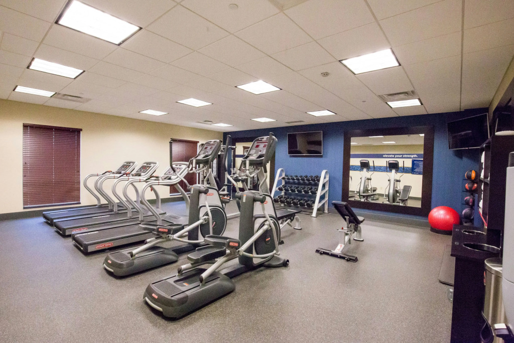 Hampton Inn & Suites - Pittsburgh/Harmarville, PA