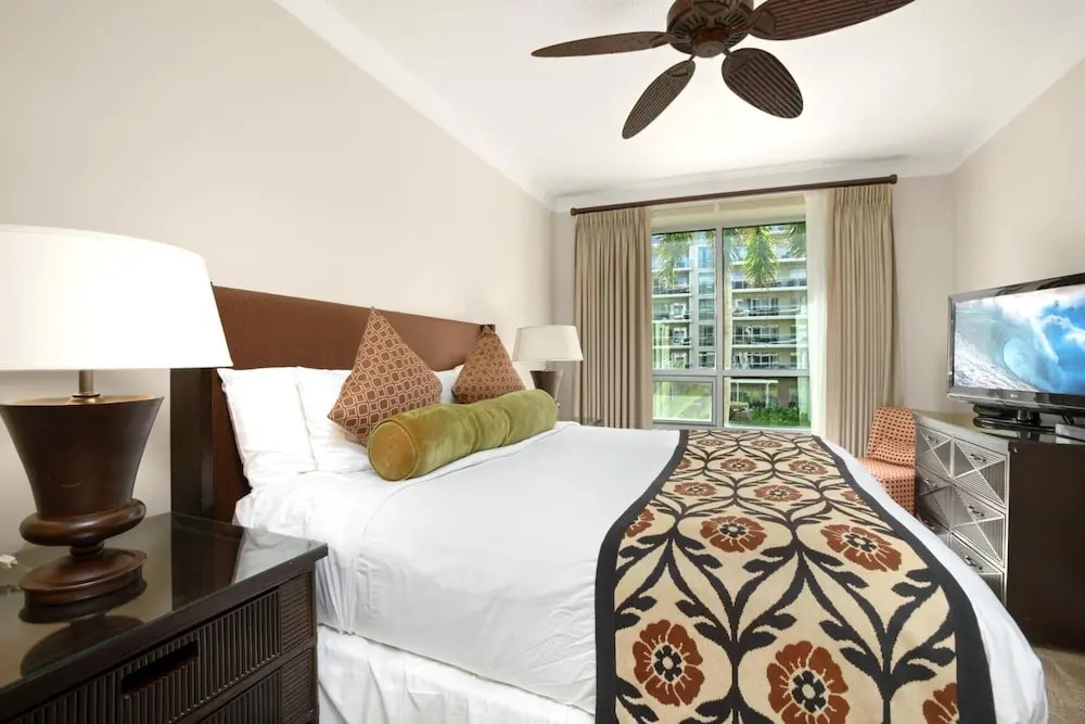 Honua Kai 2 Free Rental Cars KBM Resorts Extra-large Corner Suite 2 Units, 4 Bedrooms HK Ml-2798