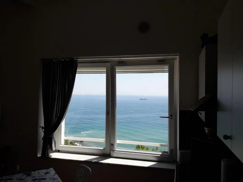 La Suite 48