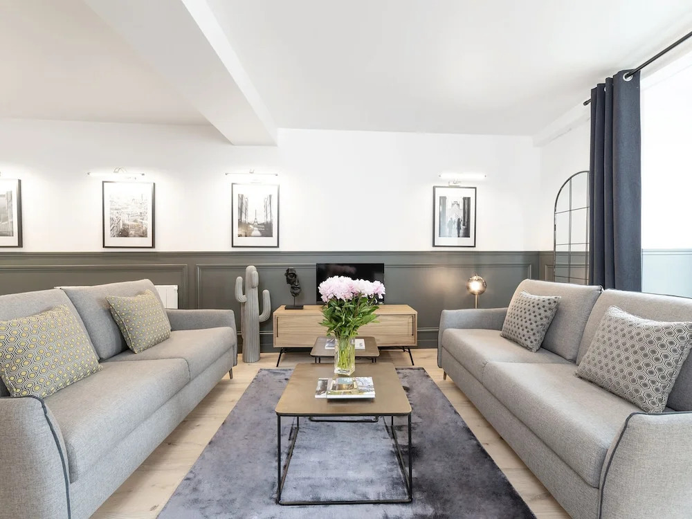 Luxury 4BDR Le Marais I by Livinparis