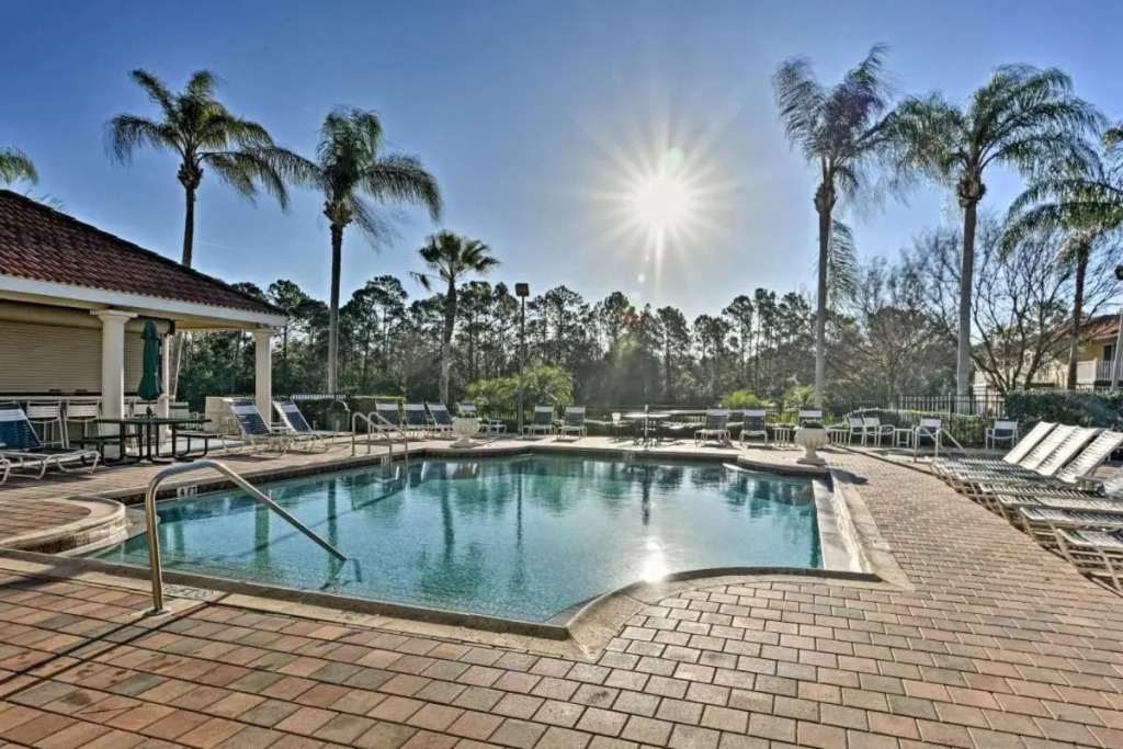 8BR -private swimming pool -gated resort community -suitable for family & group getaways -5 miles to Disney