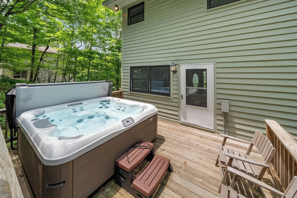 On Beech Time - Hot Tub, Views, Beech Mtn Club Option