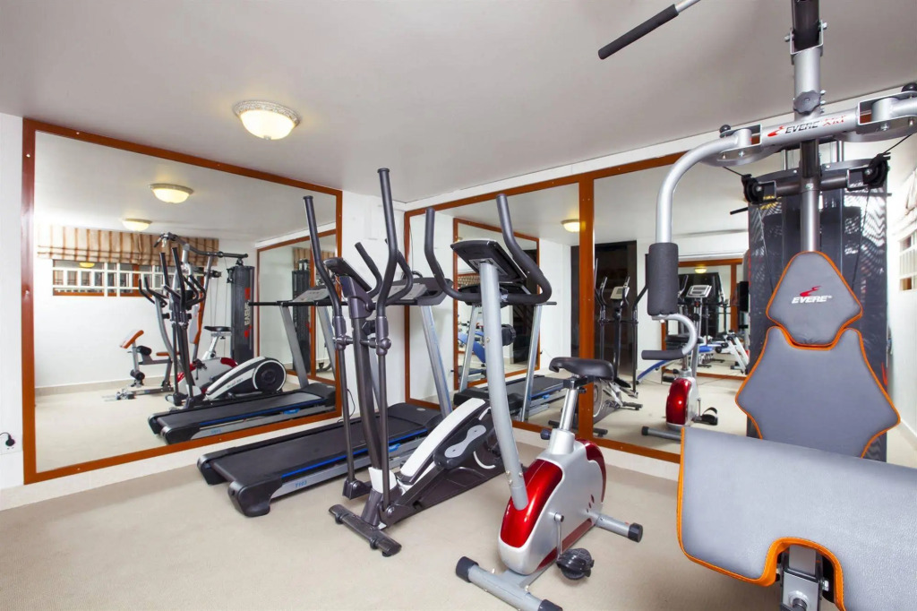 Homefeel CS Hotel
