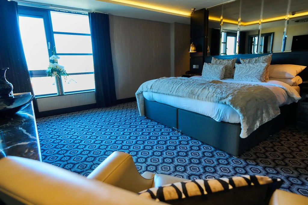 The Vincent Hotel