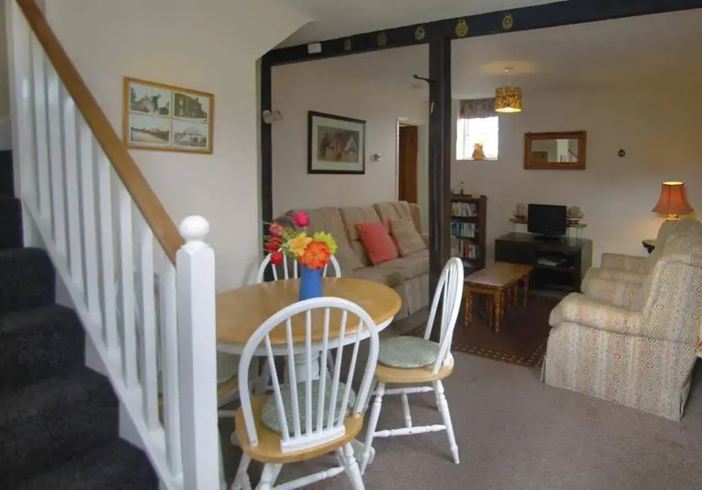 Hunston Mill Cottages Self Catering Dogs Stay For Free