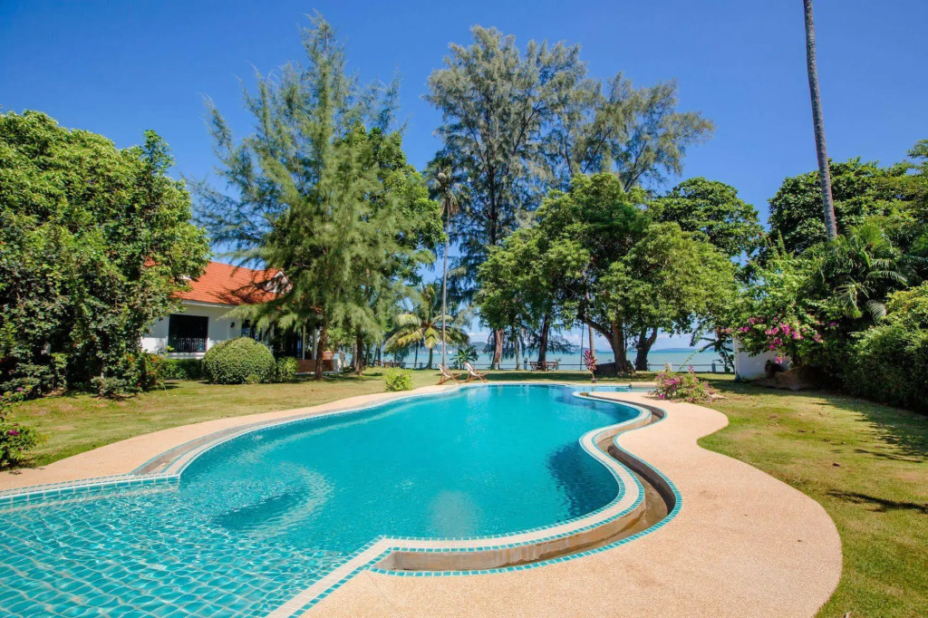 Villa Miracle