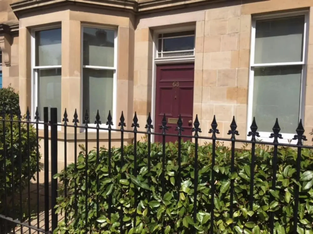 South Edinburgh 3 Bedroom Apartment With Garden