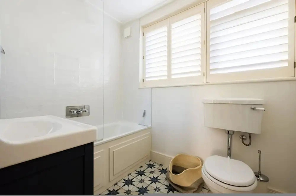 Battersea Set 3 Bedroom Home With Garden