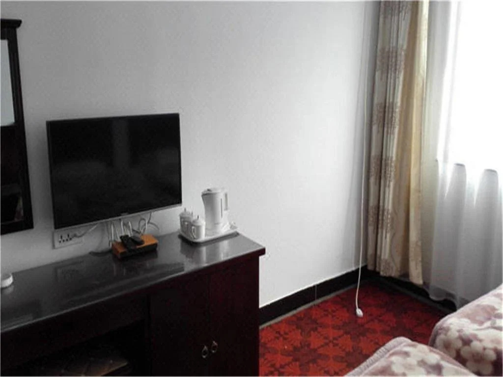 Xinyi Hotel