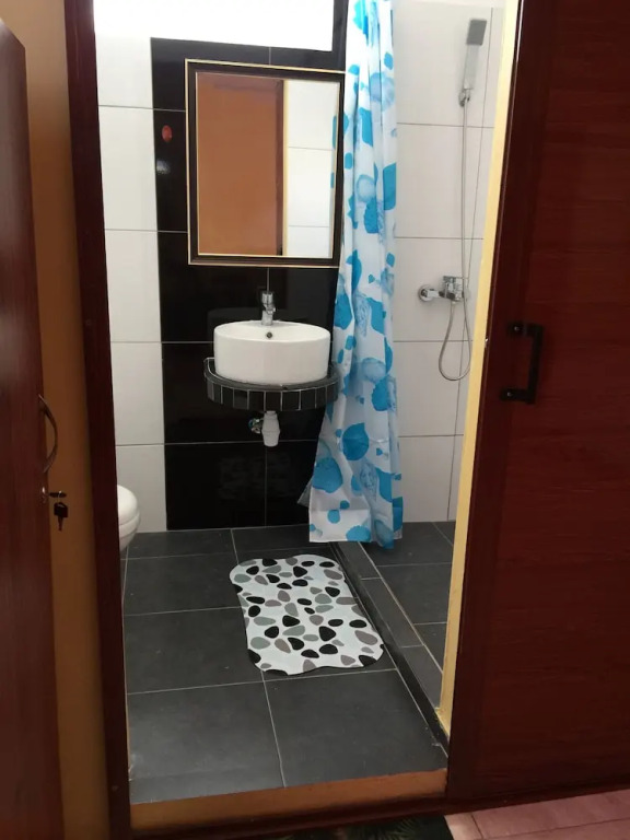 Bob Apartments