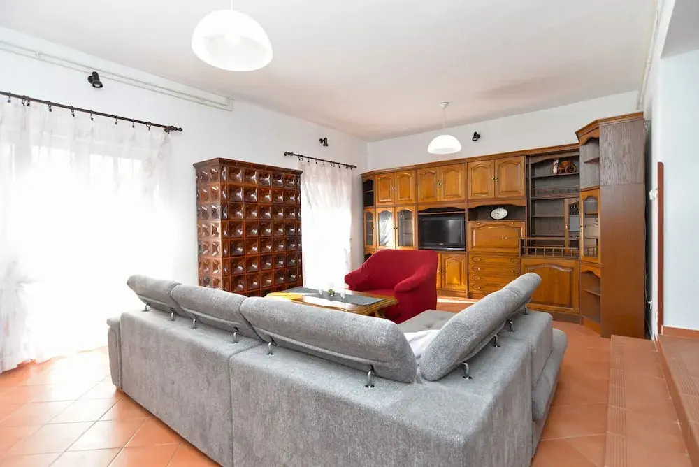 Apartment 1168