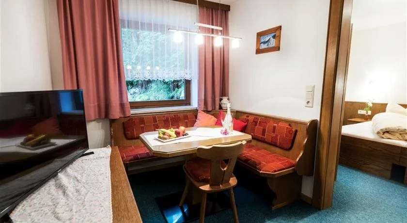 "Quality Hosts Arlberg" Hotel-Gasthof Freisleben